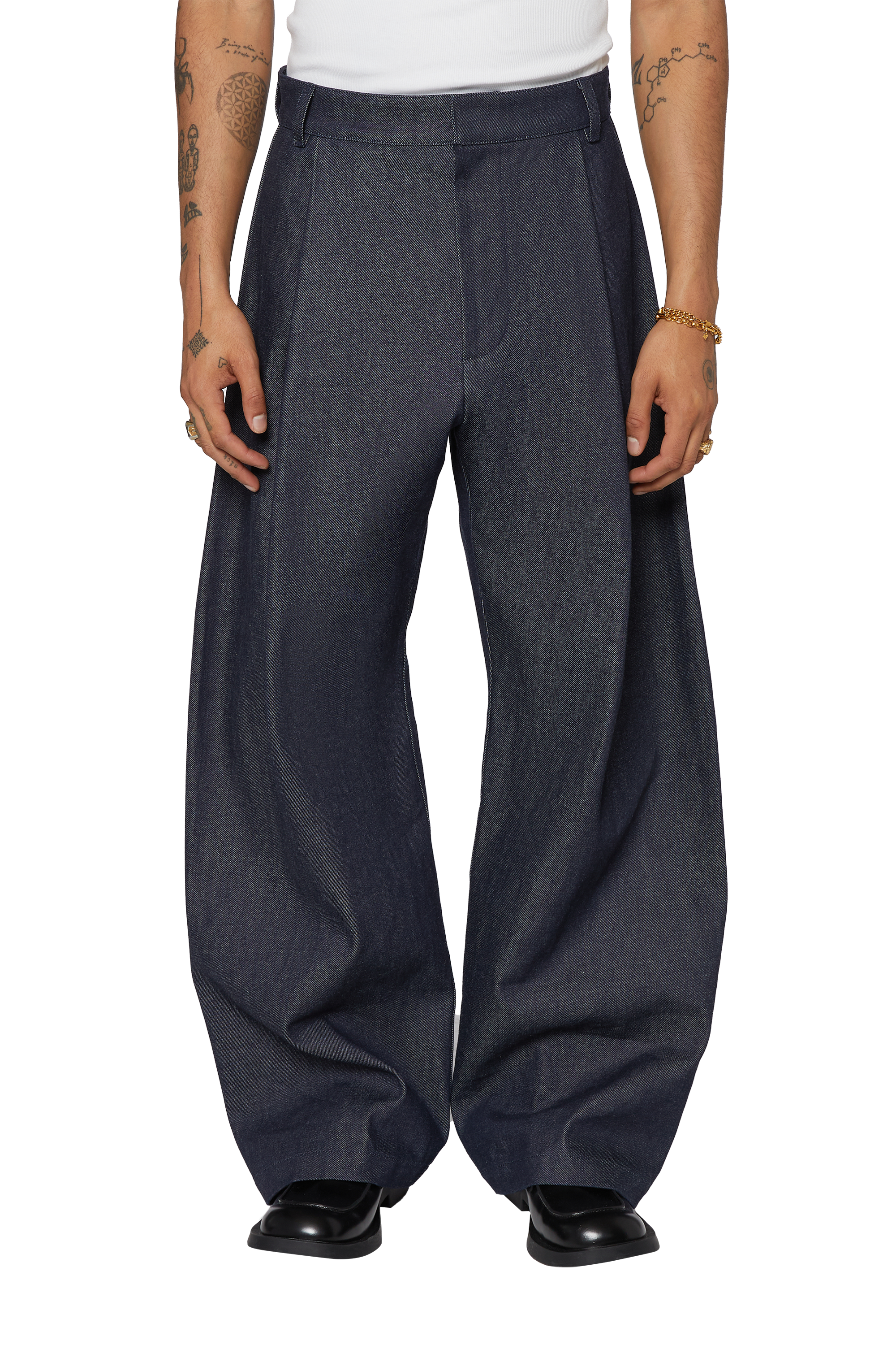 Denim 440 Bermuda Jeans in Indigo Denim 440 Bermuda Jeans in Indigo