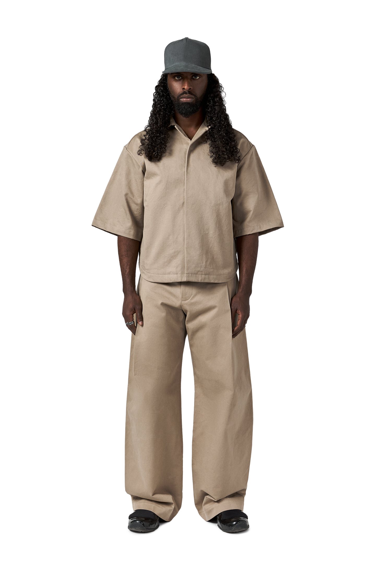Bermuda Chino Pant in Mushroom