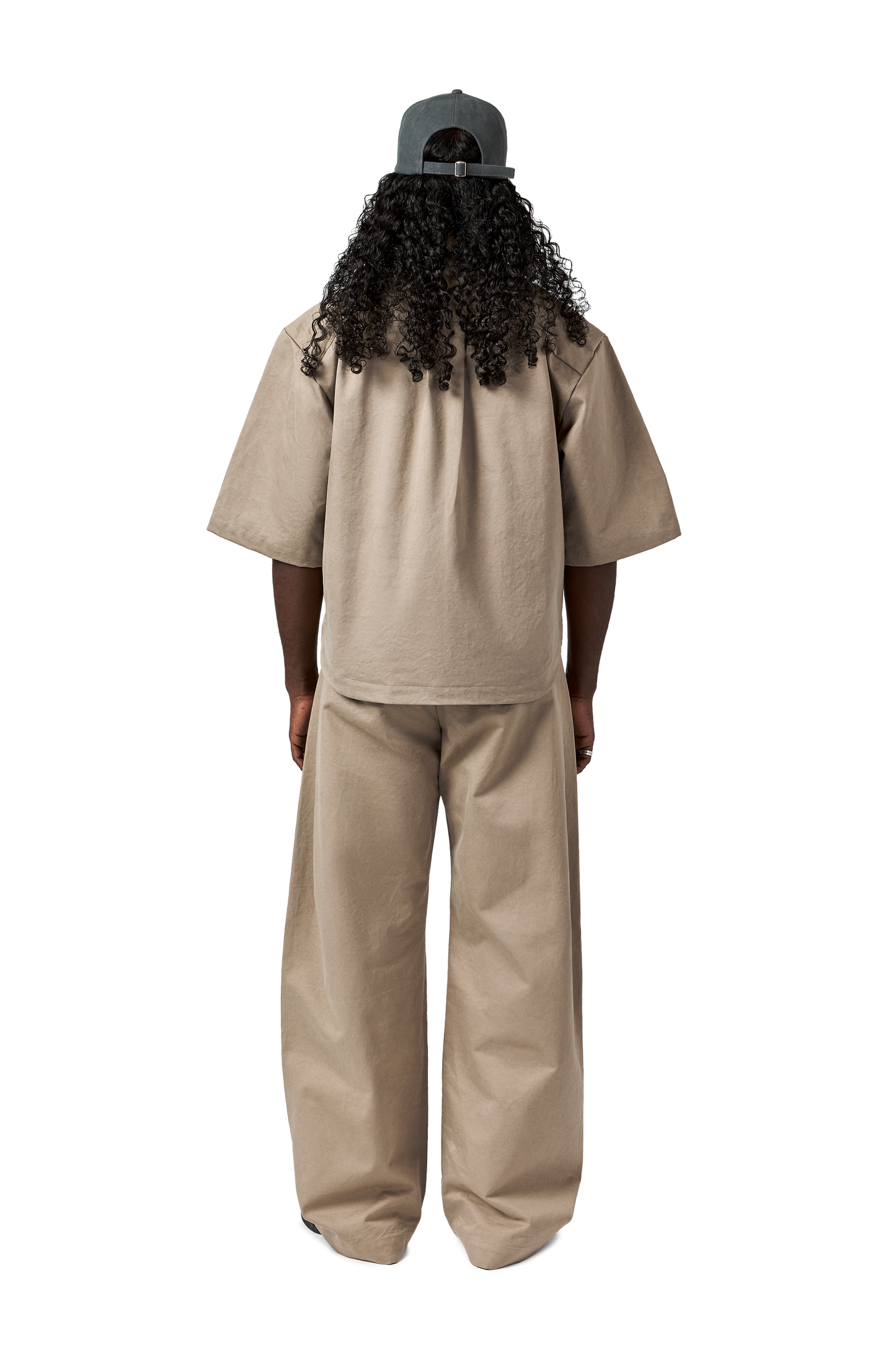 Bermuda Chino Pant in Mushroom