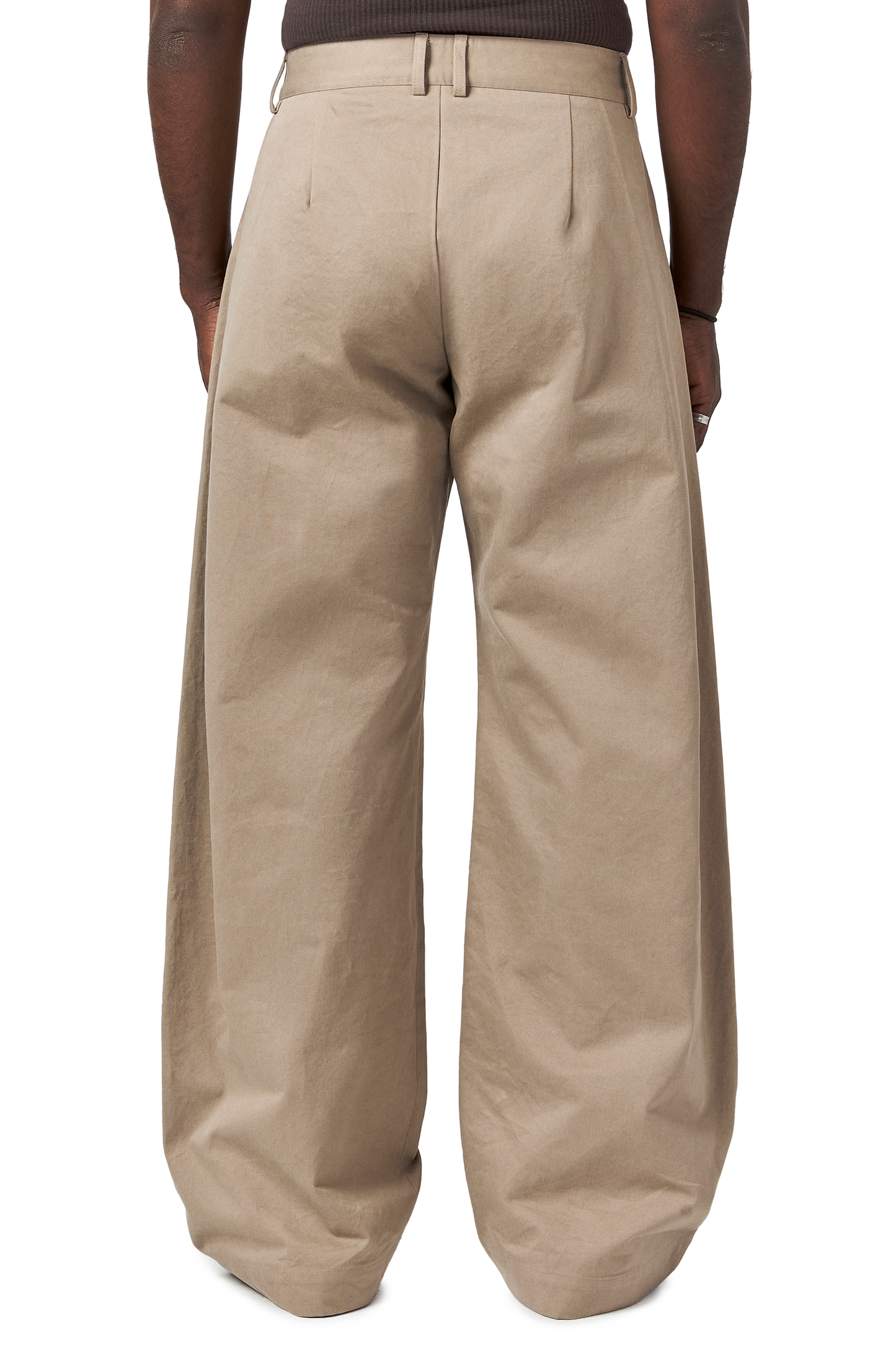 Bermuda Chino Pant in Mushroom