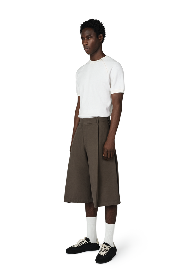Duck Canvas Bermuda Shorts in Sage
