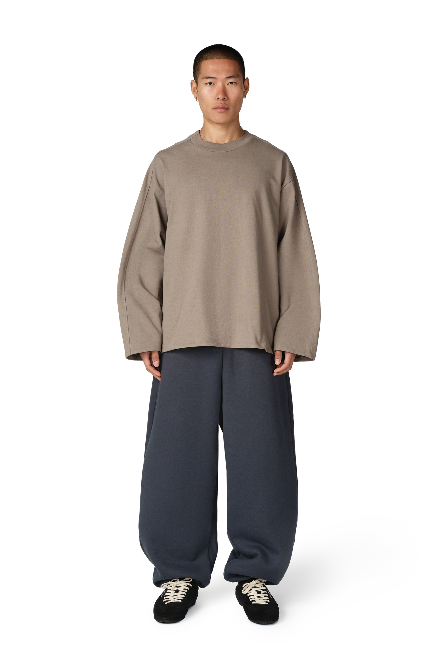 D7 Studio Long Sleeve Tee in Cement