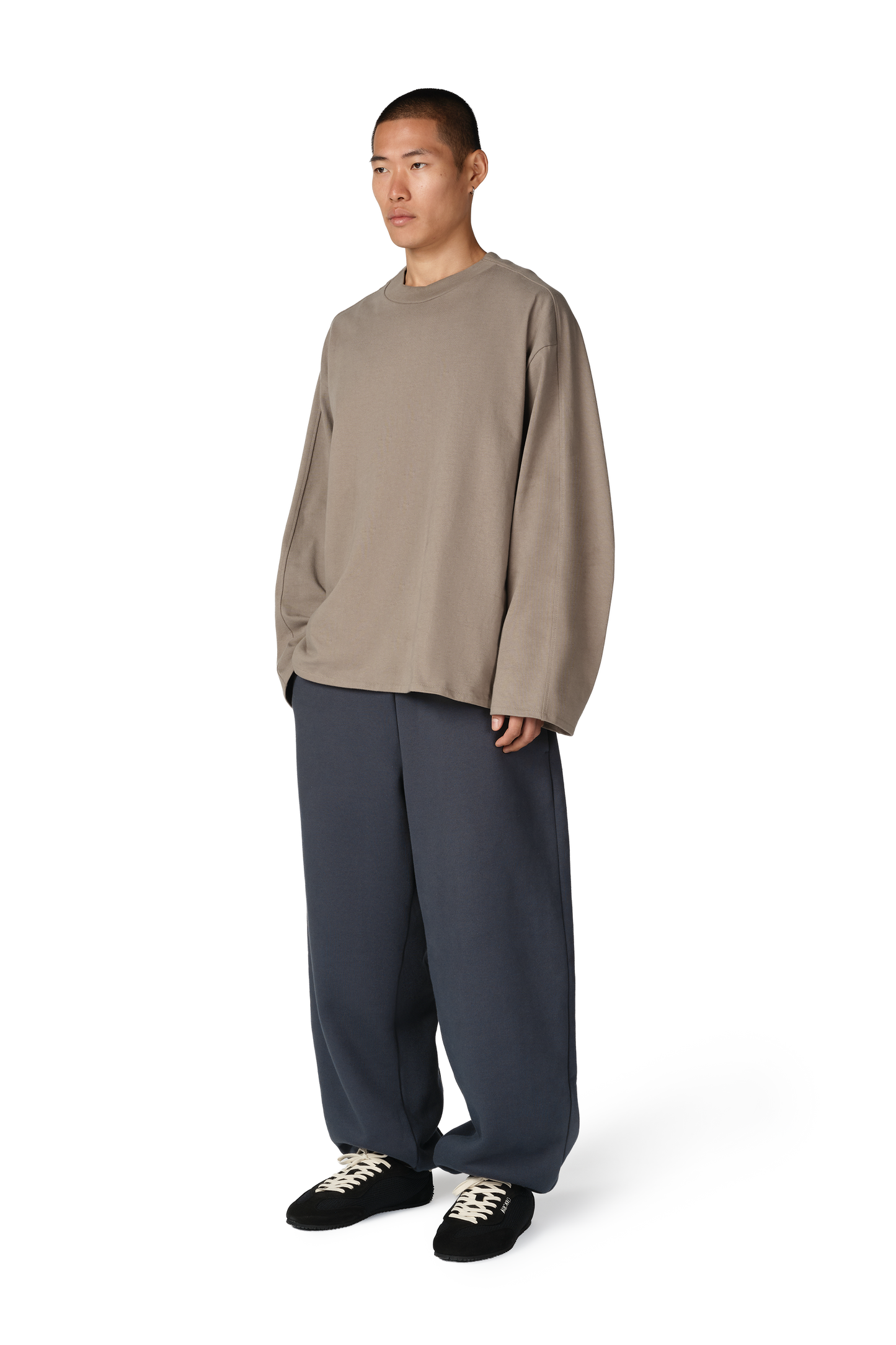 D7 Studio Long Sleeve Tee in Cement