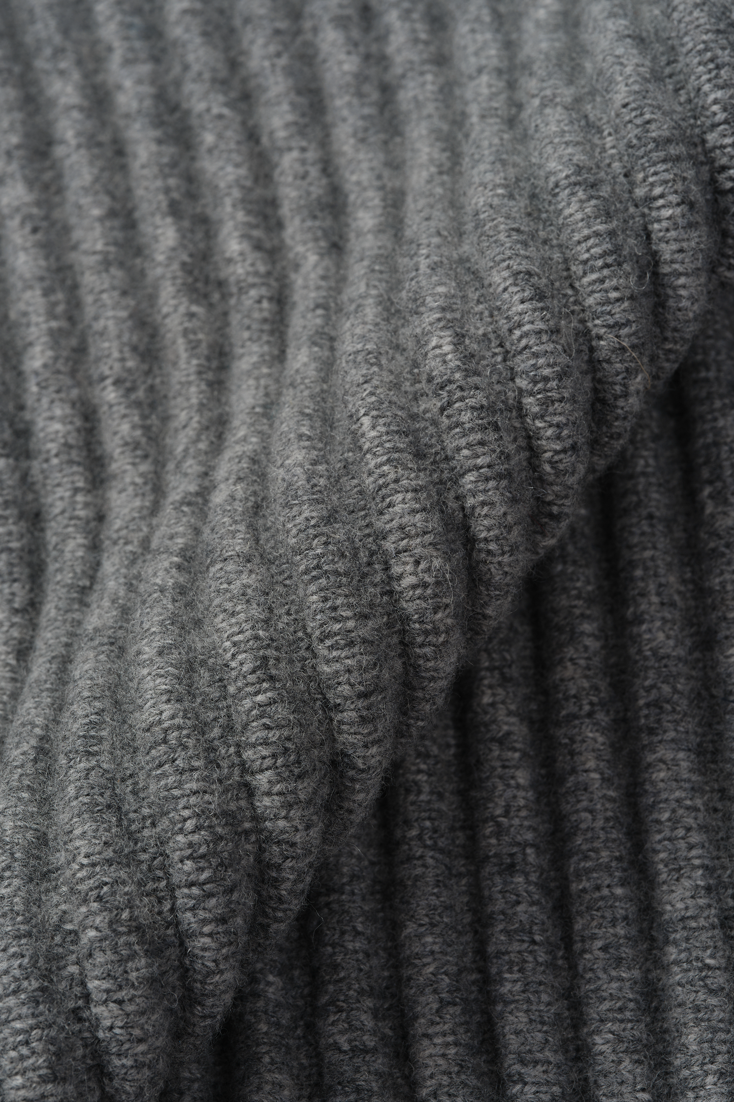 Globe Rib Knit Cardigan in Rhino