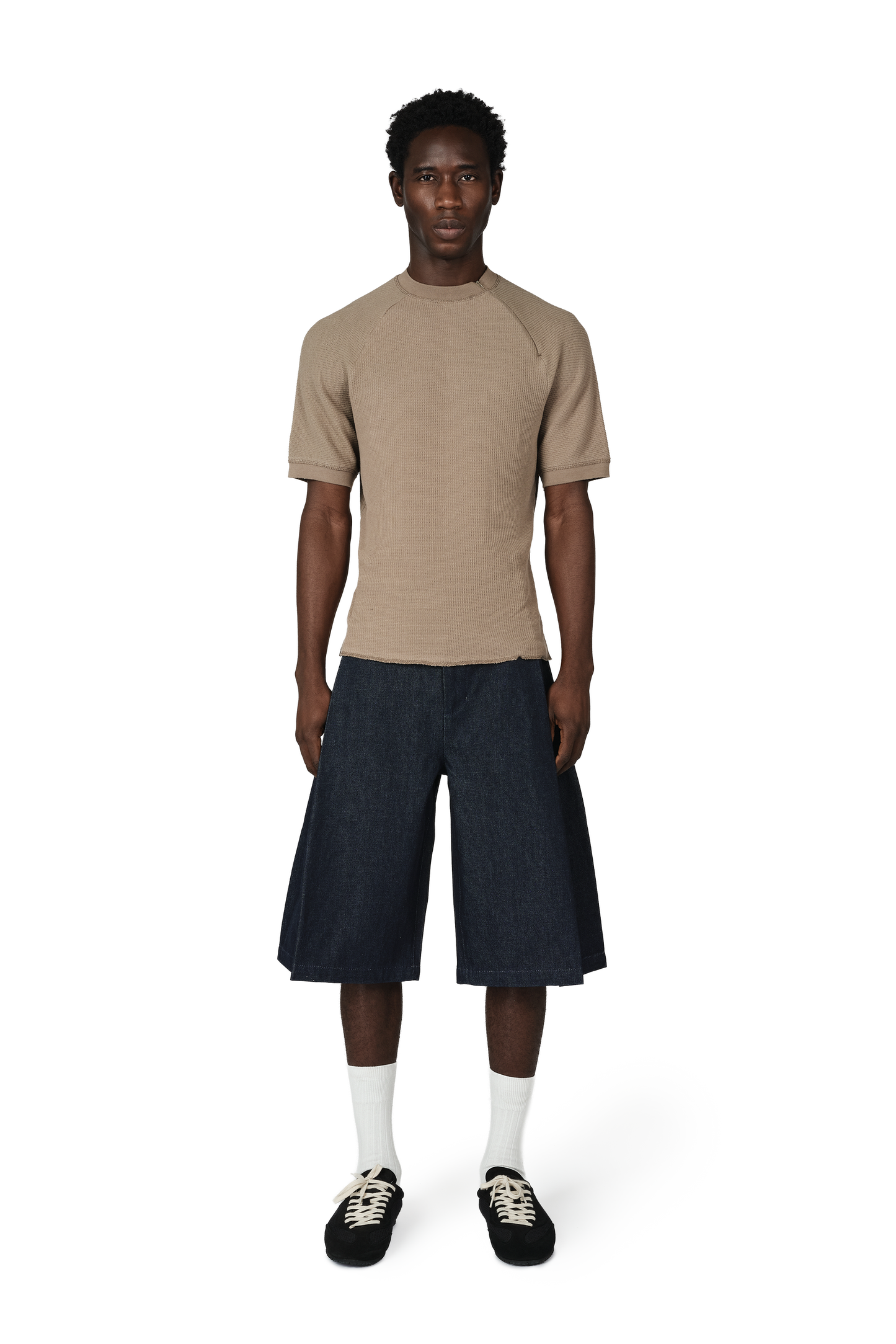 Henley Tee in Trek