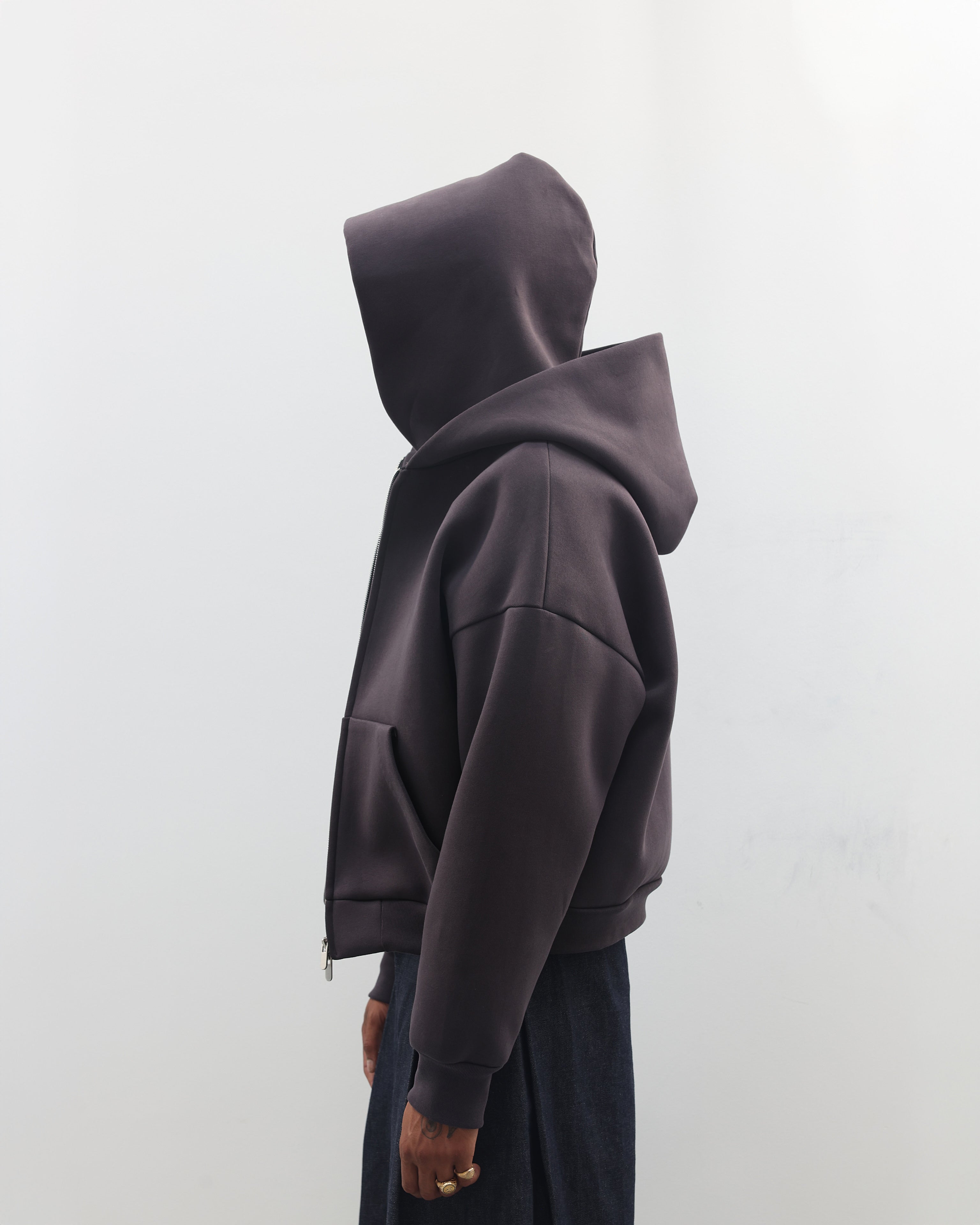 V2 Fujisusutake & Returning Essentials