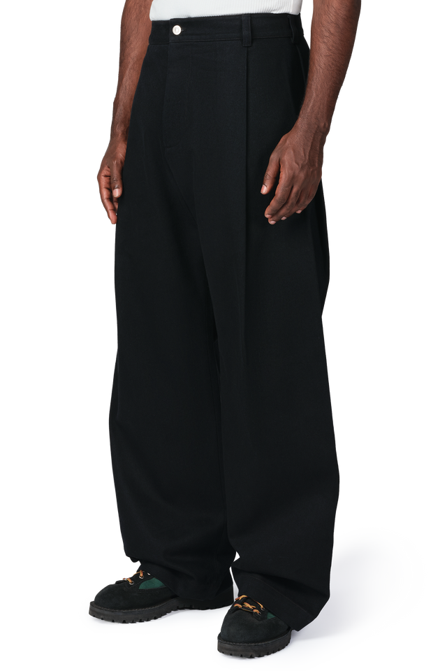 Denim 440 Bermuda Jeans in Night