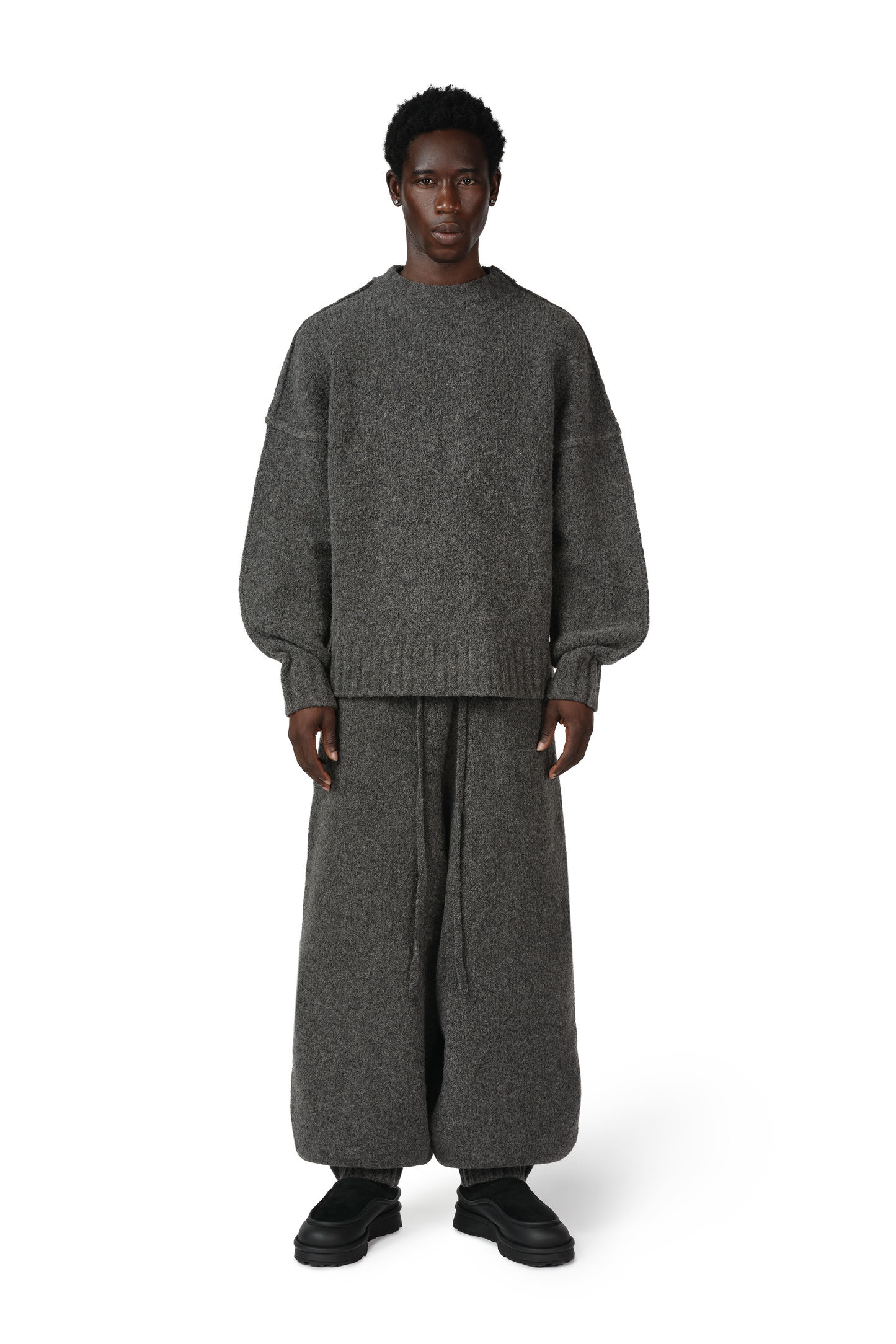 Pantalon en maille de laine à revers en grain de granit