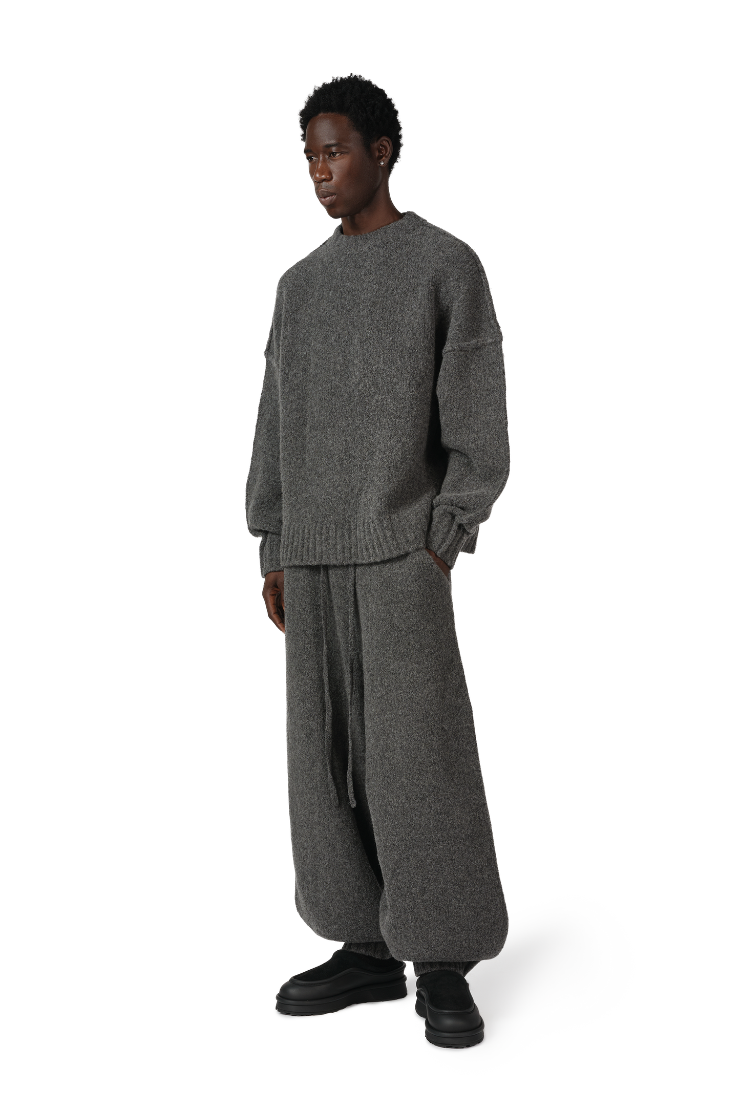 Pantalon en maille de laine à revers en grain de granit