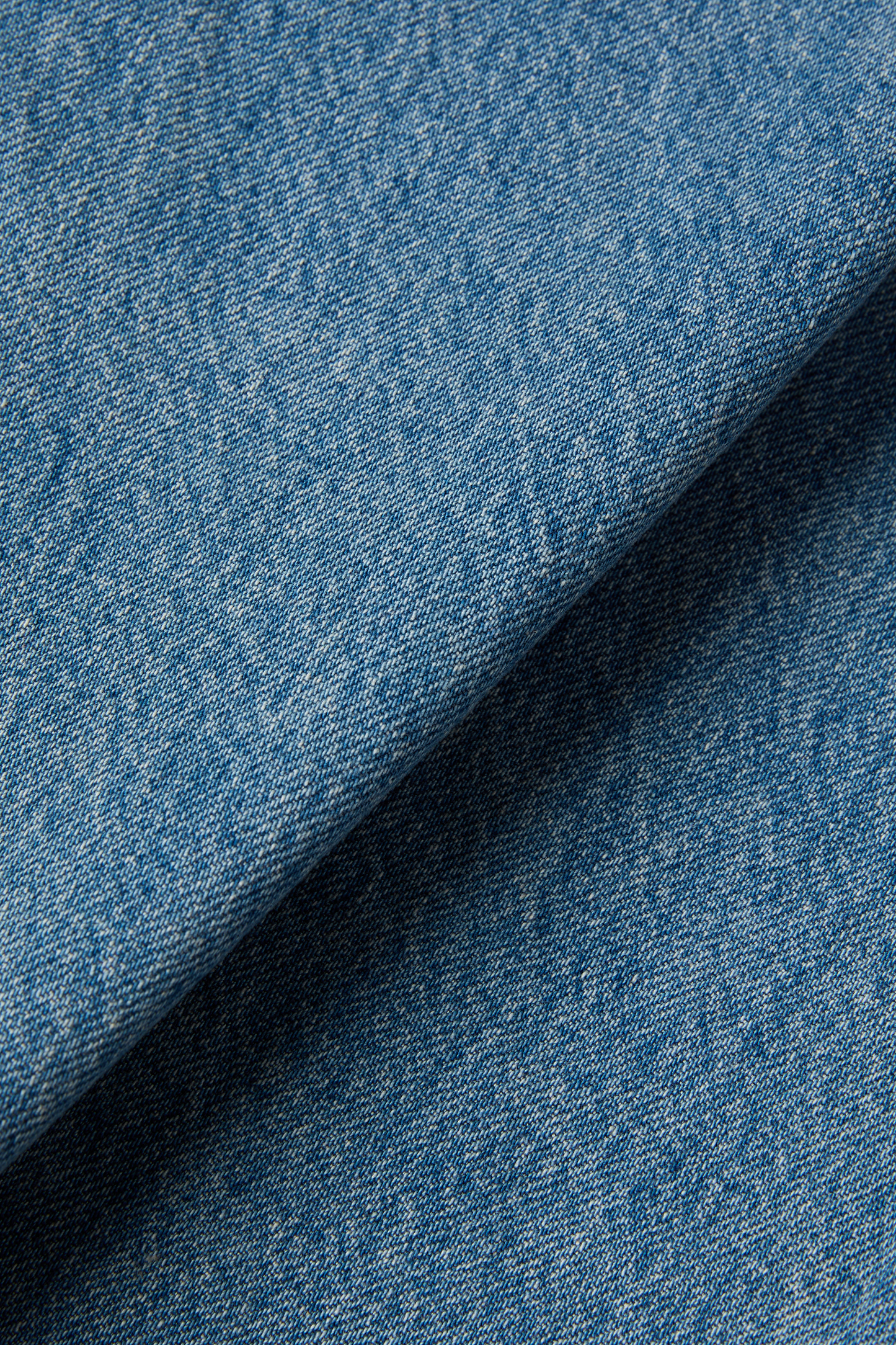 Denim 410 Bermuda Jeans in Vintage Tide Blue Wash