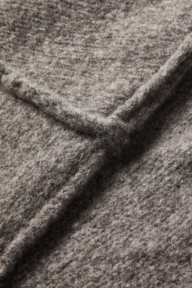 Wool-knit Polo in Latte Grain