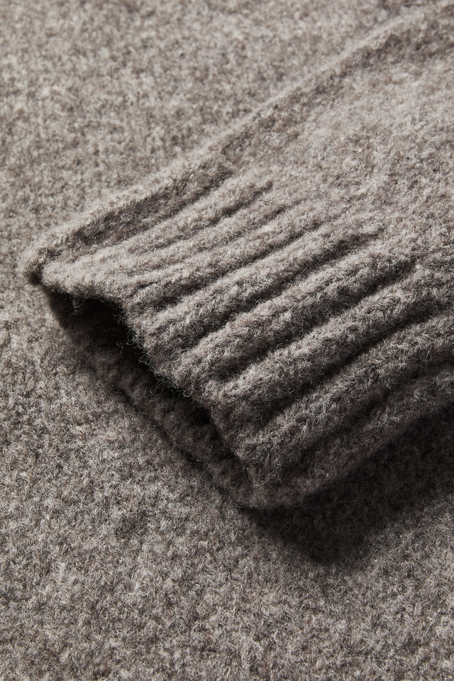 Wool-knit Polo in Latte Grain