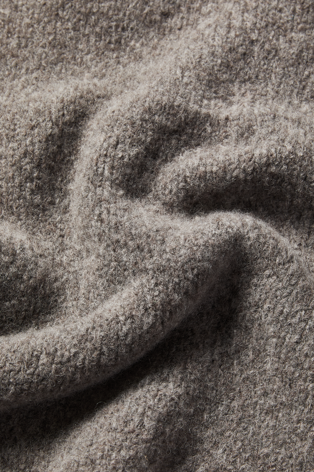 Wool-knit Polo in Latte Grain